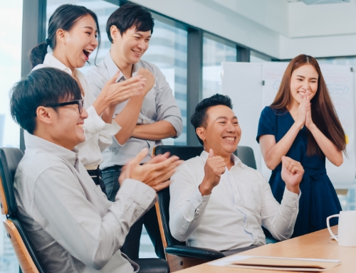 ��LEYU�پW(w��ng)�W(xu��)��(x��)�����L(zh��ng)��